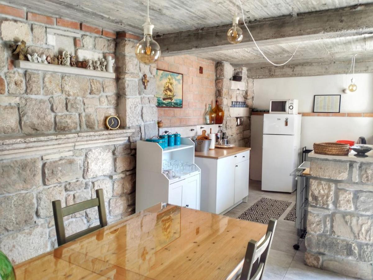 Minimalistic Oasis By The Sea In Stanici Villa Celina Eksteriør billede